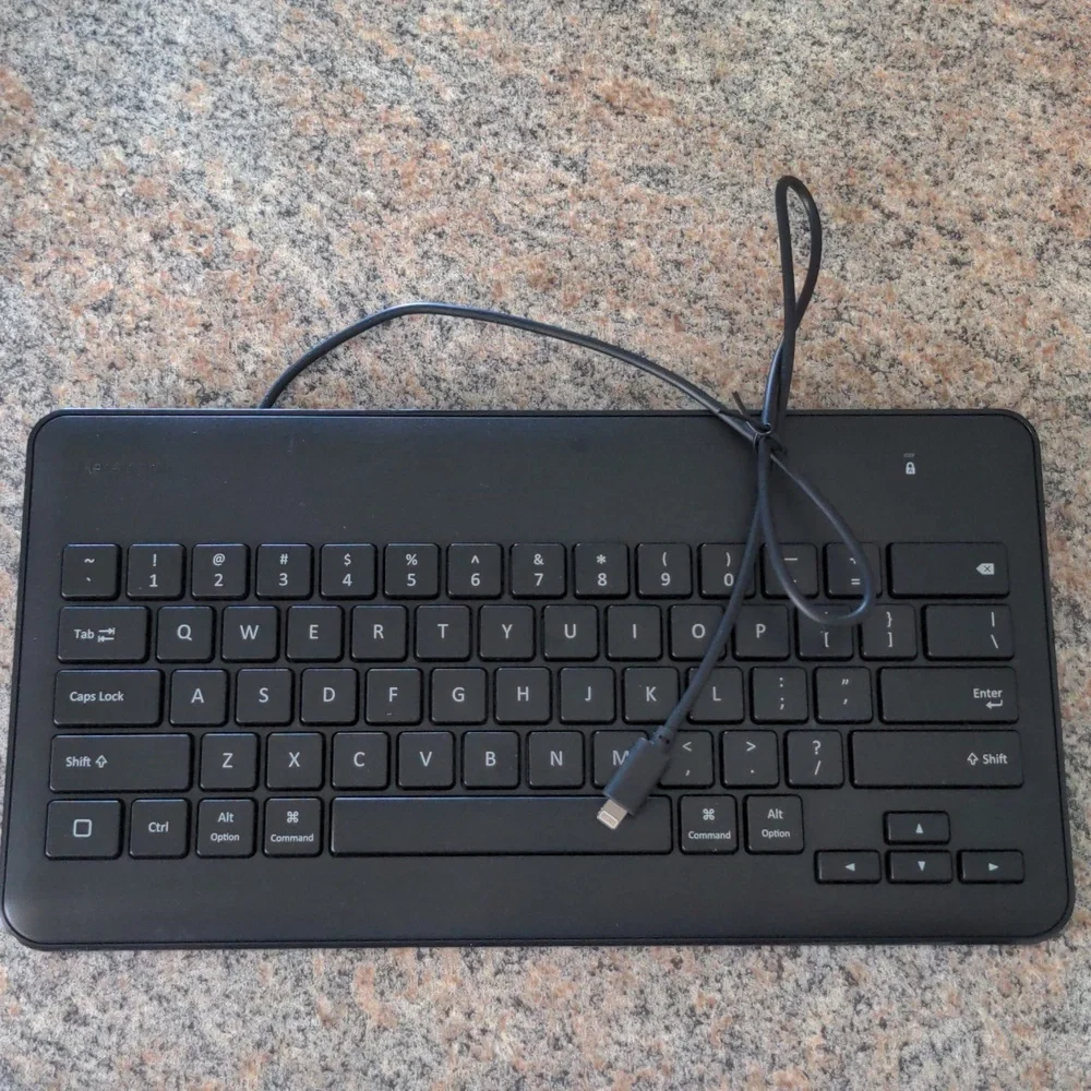 Kensington Wired Keyboard with Lightning Connector iPad